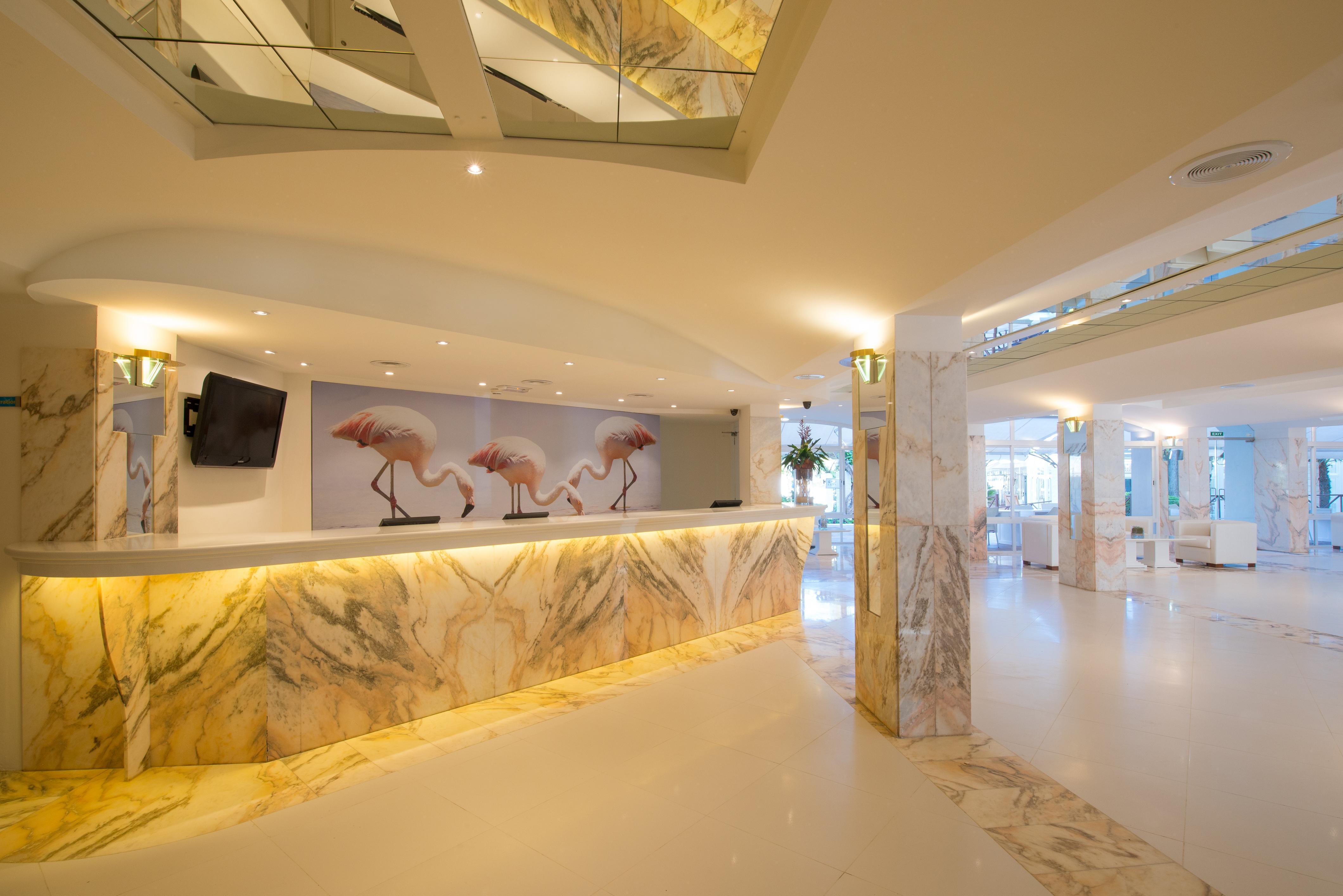 Iberostar Waves Ciudad Blanca Hotel Alcudia  Luaran gambar